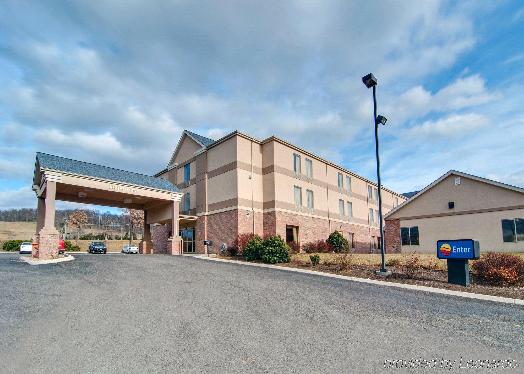 Comfort Inn & Suites Christiansburg I-81 Exteriör bild