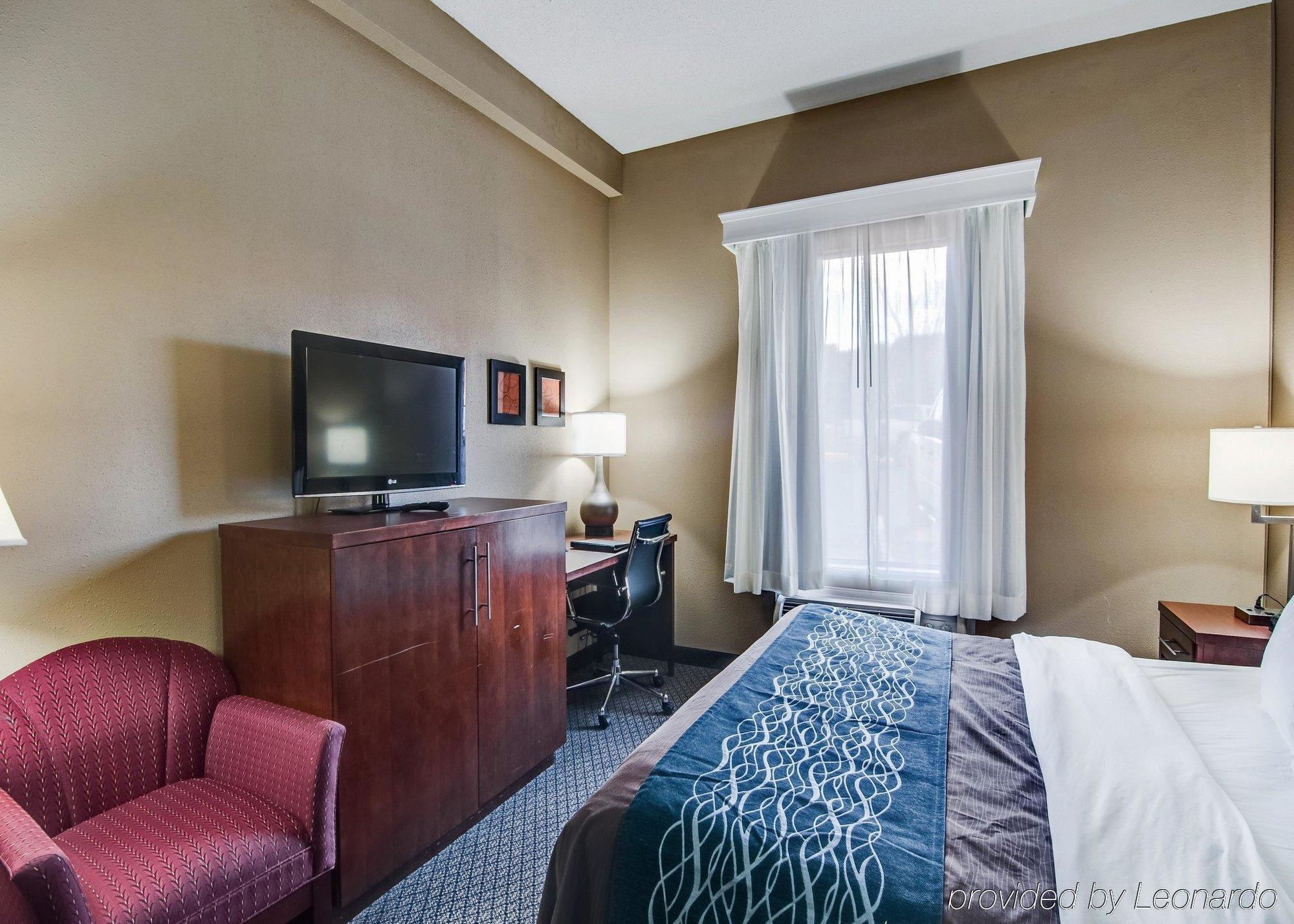 Comfort Inn & Suites Christiansburg I-81 Exteriör bild