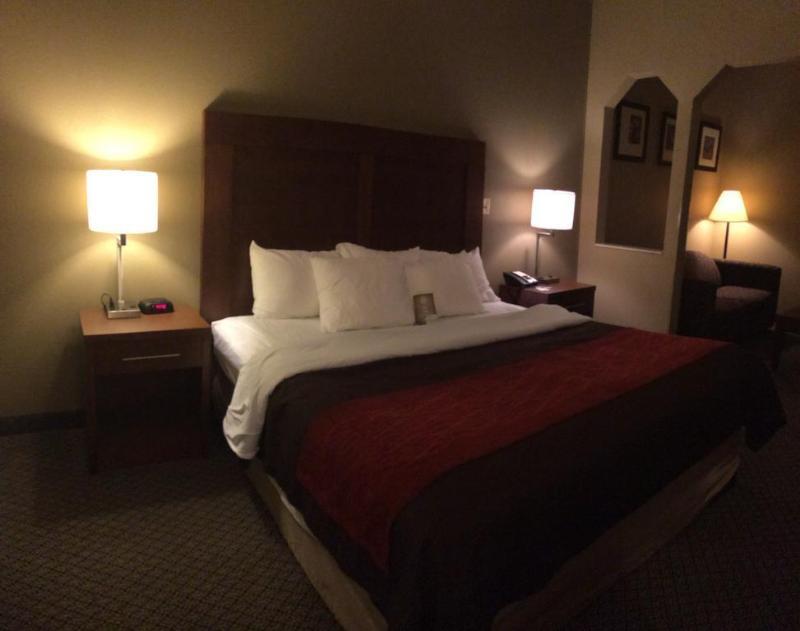 Comfort Inn & Suites Christiansburg I-81 Exteriör bild