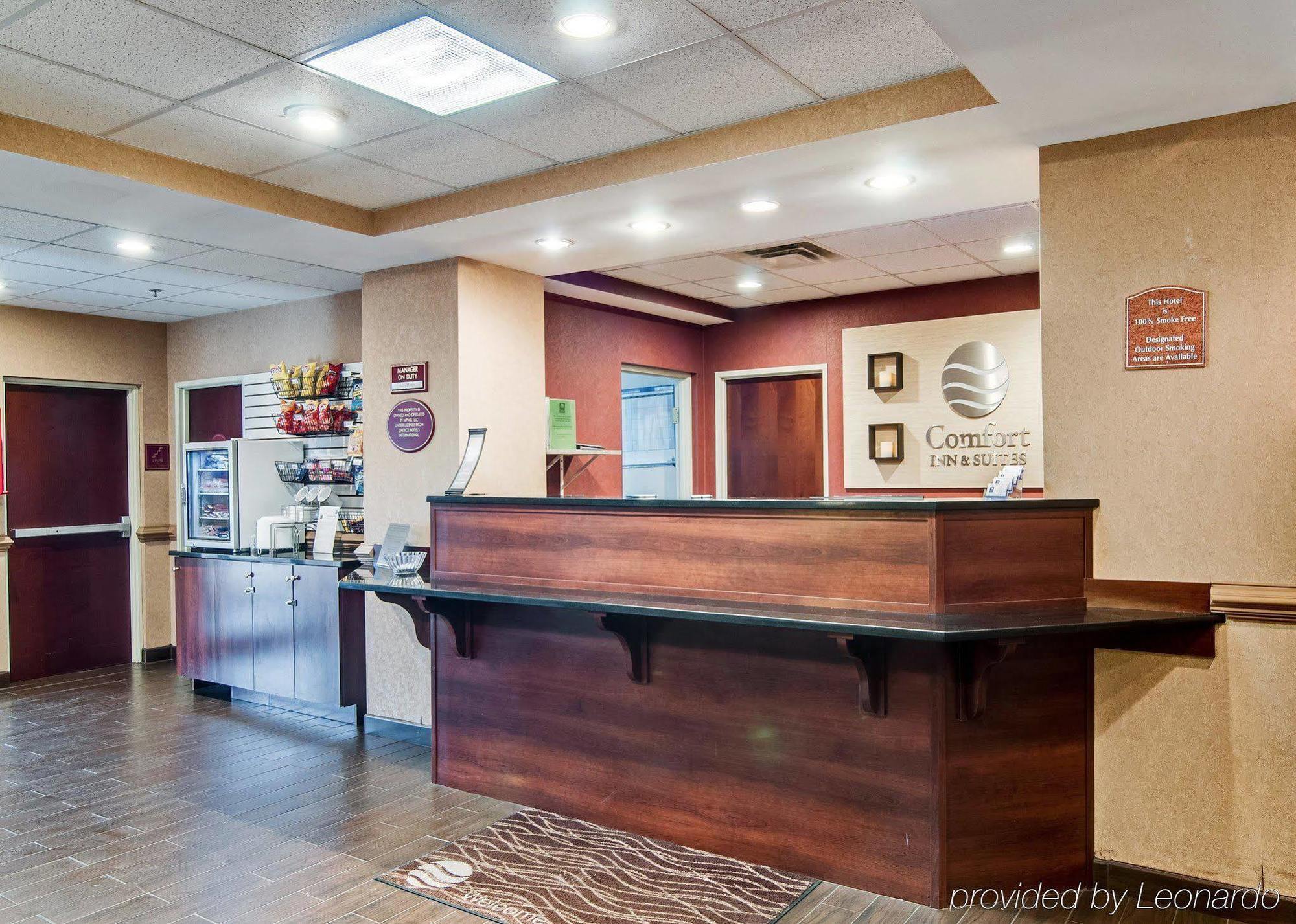 Comfort Inn & Suites Christiansburg I-81 Exteriör bild