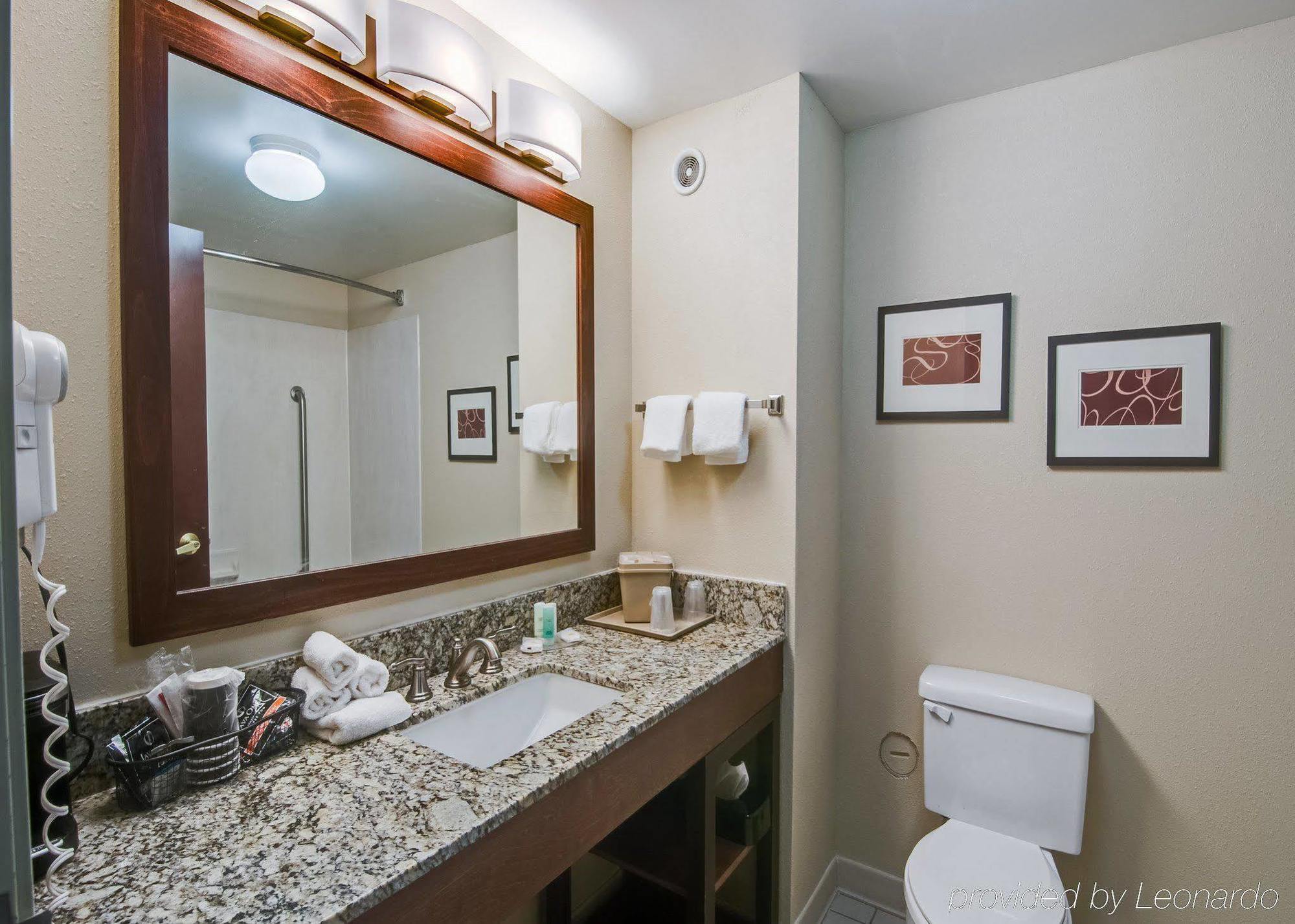 Comfort Inn & Suites Christiansburg I-81 Exteriör bild